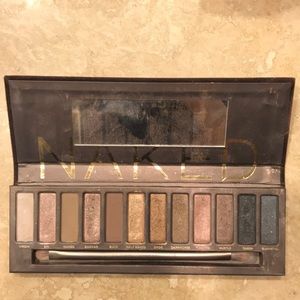 Urban Decay Naked 1 Eyeshadow palette